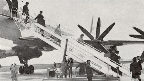 Propeller airplane and passengers